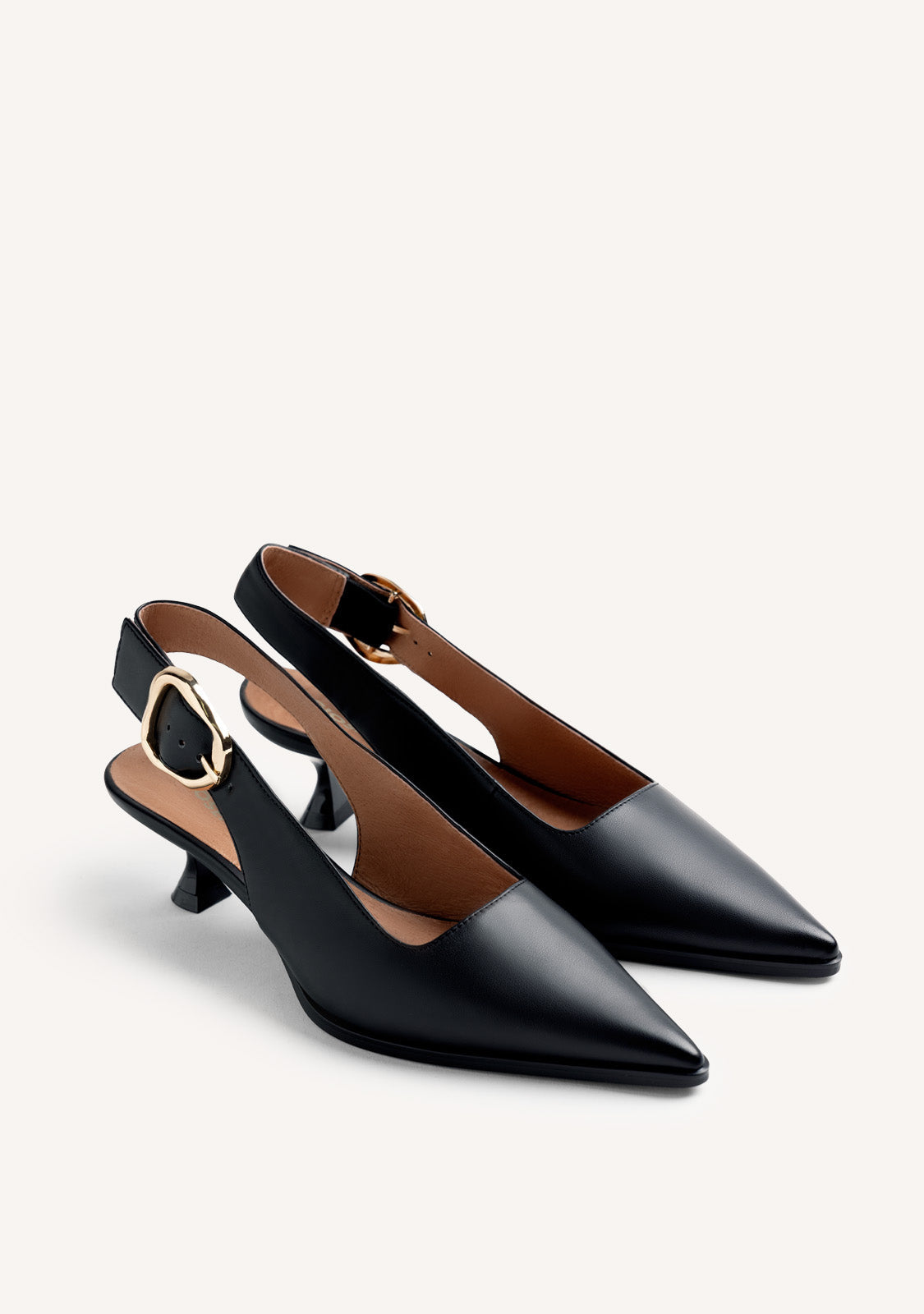 BLACK BACKLESS HEEL SHOES