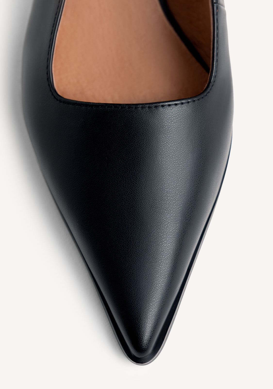 BLACK BACKLESS HEEL SHOES