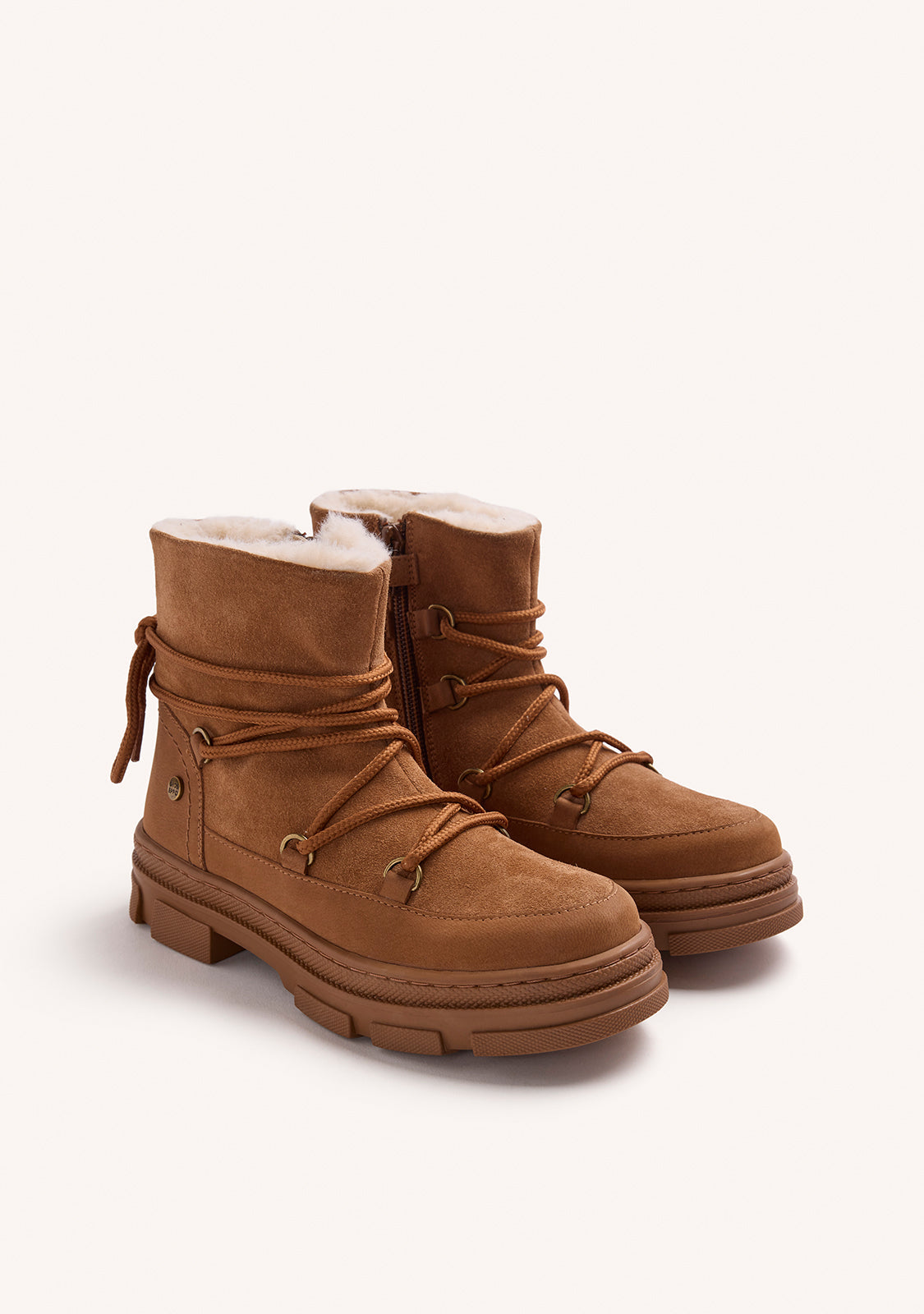 BROWN LEATHER BOOTS