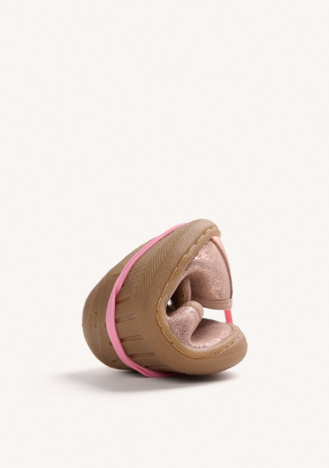 BAREFOOT BALLERINAS IN METALLIC LEATHER