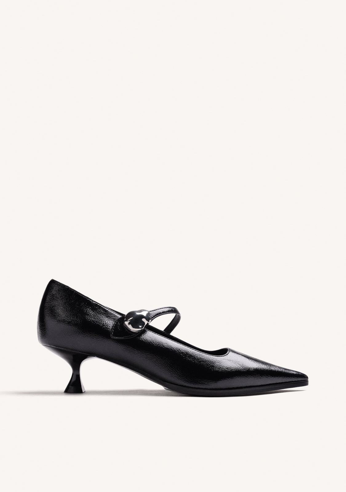 BLACK HEEL SHOES WITH JEWEL DETAIL