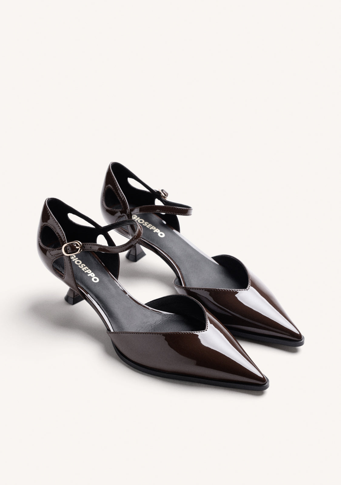 BROWN HEEL PATENT EFFECT SHOES