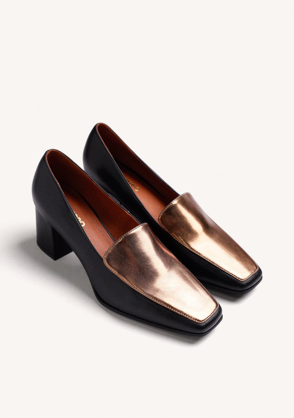 BLACK HEEL SHOES