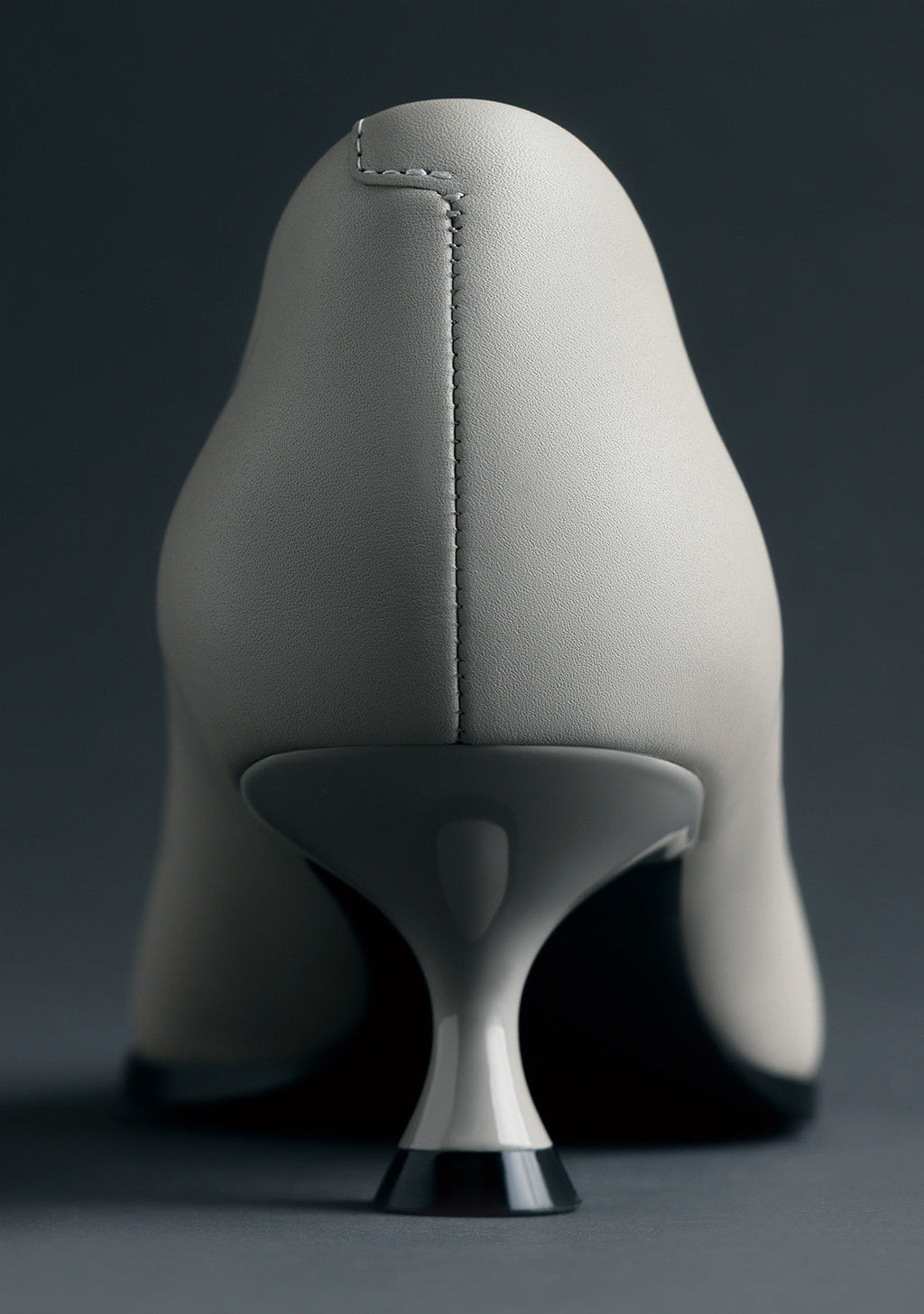 GREY LEATHER HEEL SHOES BY MELYSSA PINTO