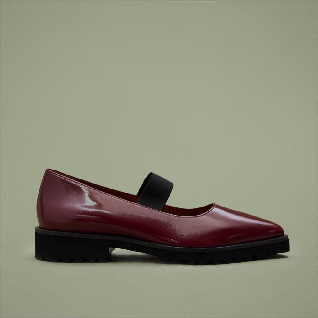 PATENT LEATHER EFFECT BALLET FLATS WITH TRACK SOLE DOBSINA